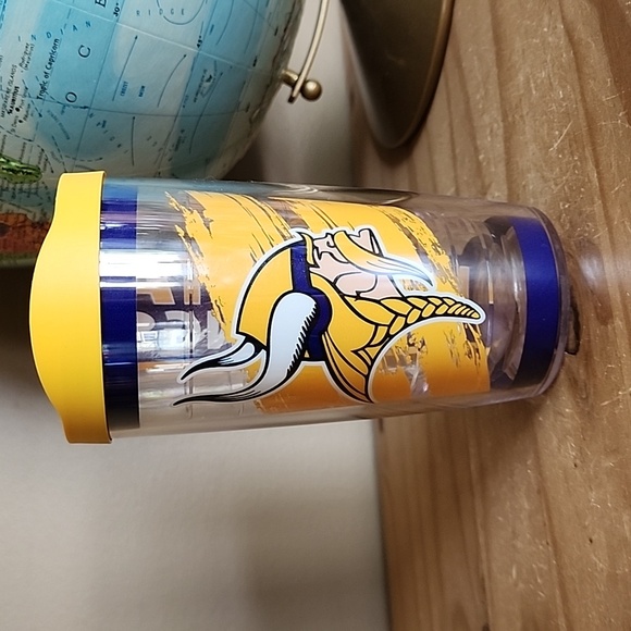 TERVIS Minnesota Vikings Tumbler - Picture 2 of 8